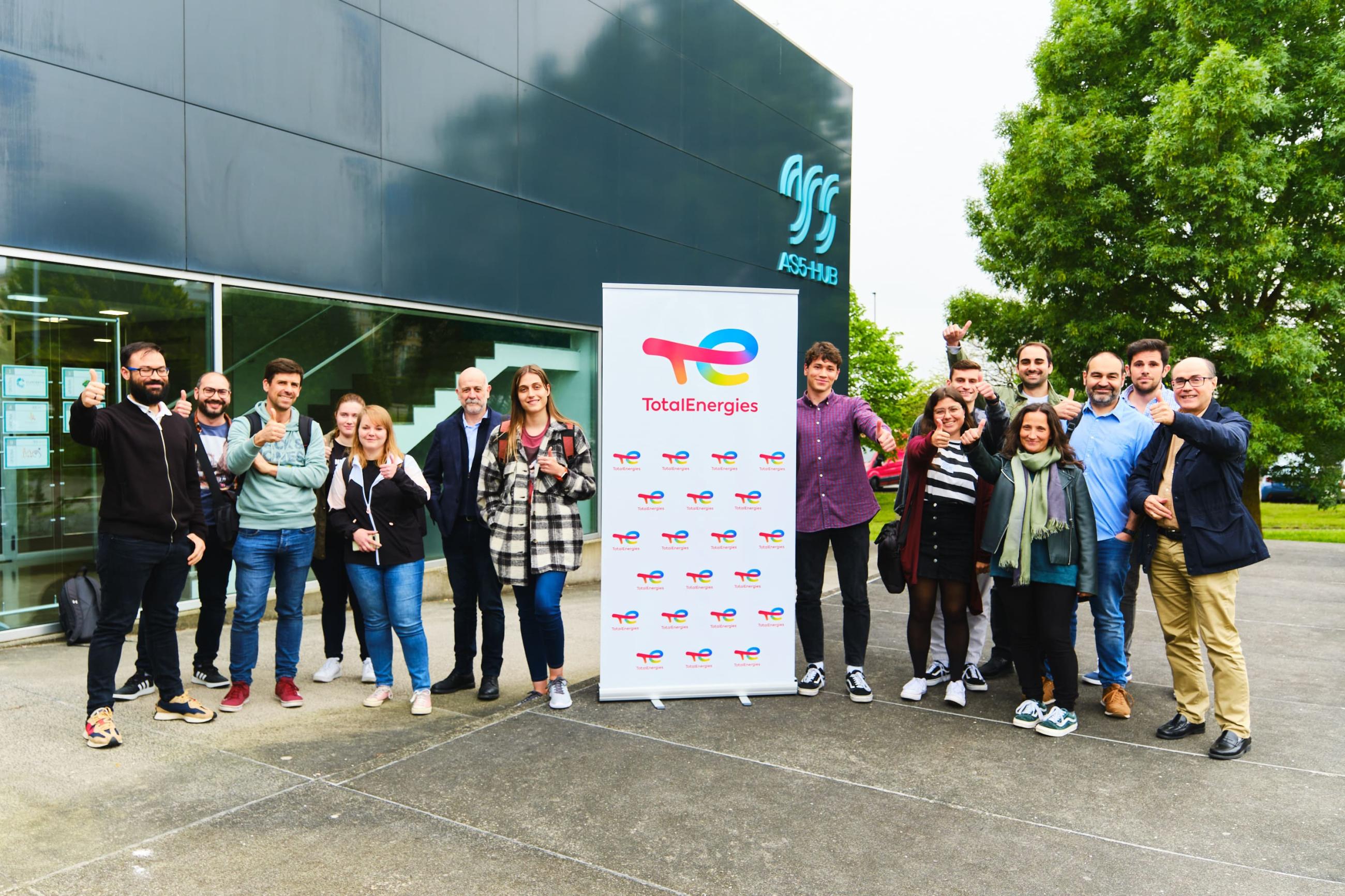 Participantes y organizadores del taller organizado por la c&aacute;tedra de Anal&iacute;tica de Datos e IA